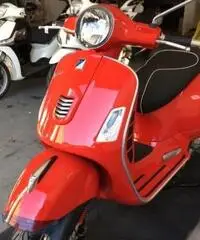 VESPA GTS 300 Super MY 14 - 3