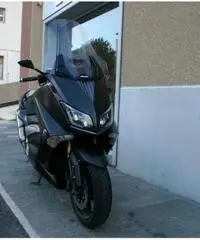 Yamaha TMAX 530 - 4