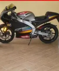 APRILIA RS 50 NERO ROSSO - 12121 - 2