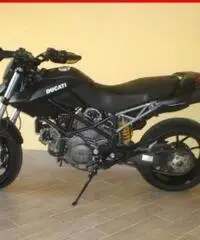 DUCATI Hypermotard 796 nero opaco - 20453 - 2