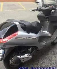 PIAGGIO X8 200 4V come nuovo - tagliandato - 4