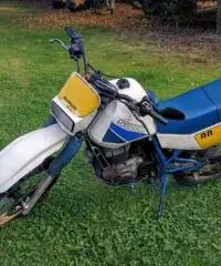 SUZUKI DR 600