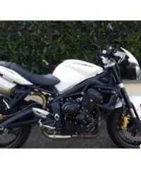 TRIUMPH Street Triple