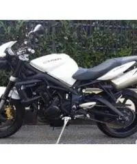 TRIUMPH Street Triple - 3