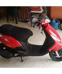 Scooter Piaggio Zip 2t