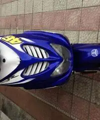 Yamaha Aerox versione Valentino Rossi - 4