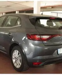 RENAULT Megane ZEN 1.5 dcI 110 cv - 3