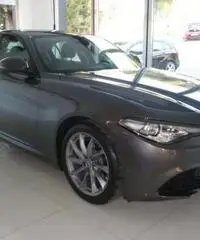 Alfa Romeo Giulia 2.2 Turbodiesel 150 CV Super - 4