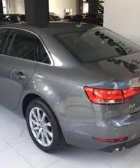 Audi A4 2.0 TDI 122cv S Tronic Business - 6