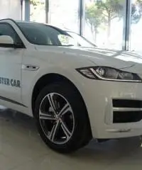 Jaguar F-pace 2.0d 180 CV R-sport - 3