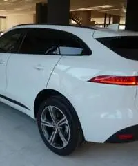 Jaguar F-pace 2.0d 180 CV R-sport - 6