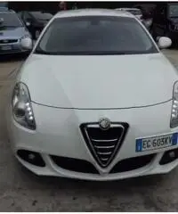 ALFA ROMEO Giulietta 2.0 JTDm-2 170 CV Distinctive - 3