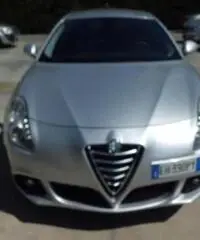 ALFA ROMEO Giulietta 2.0 JTDm-2 140 CV Distinctive - 3