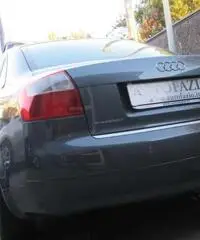 AUDI A4 1.9 TDI/130 CV cat - 6