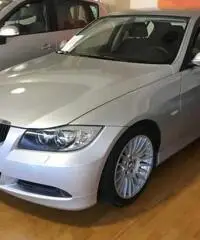 BMW 318 d Attiva