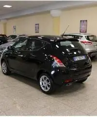 LANCIA Ypsilon NEW 1.2I 69CV E6 GPL ECOCHIC GOLD ( KM 0 ) - 3