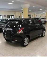 LANCIA Ypsilon NEW 1.2I 69CV E6 GPL ECOCHIC GOLD ( KM 0 ) - 4