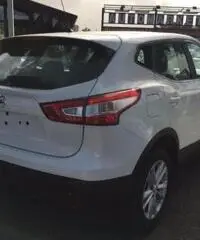 NISSAN Qashqai 1.5 dCi Acenta - 2