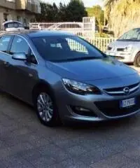 Opel Astra Cosmo 1.6CDTI 136CV - 2