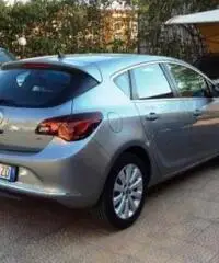 Opel Astra Cosmo 1.6CDTI 136CV - 3