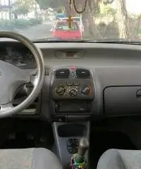 Tata indica - 2