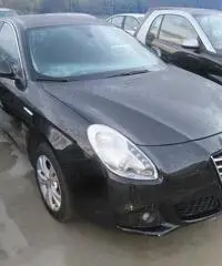 Alfa Romeo Giulietta (2010) 2.0 JTDm-2 140 CV Distinctive - 2