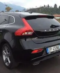 Volvo V40 D2 1.6 Momentum - 4