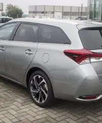 TOYOTA Auris Touring Sports 1.8 Hybrid Active - 6