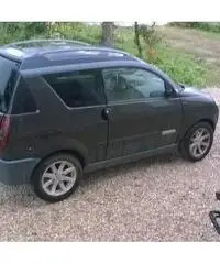 Vendo minicar in ottime condizioni con revisione effettuata