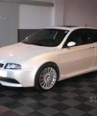 Alfa Romeo 147 - 2