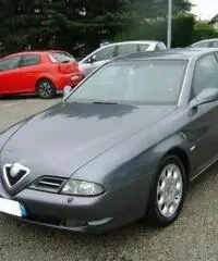 Alfa Romeo 166 ALFA 2.4 JTD DISTINCTIVE DIESEL