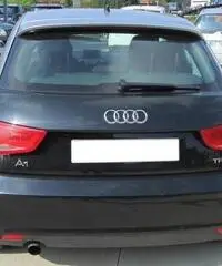 Audi A1 1.2 86Cv. TFSI Attraction S.B. - 10