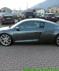 AUDI R8 4.2 V8 FSI quattro S tronic - 4