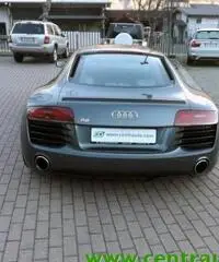 AUDI R8 4.2 V8 FSI quattro S tronic - 5