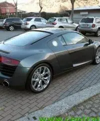 AUDI R8 4.2 V8 FSI quattro S tronic - 6