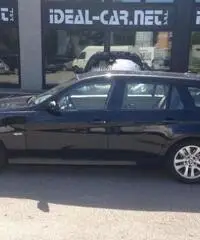 BMW 320 d cat Touring Futura - 2