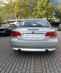 BMW 335 i cat Cabrio Futura - 5