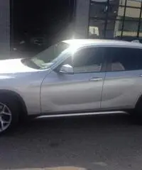 BMW X1 xDrive18d Sport Line - 3