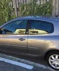 Clio 2010- ventesimo anniversario