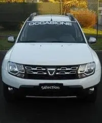 DACIA Duster 16 Laureate 4x4 105cv - 3