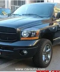 DODGE RAM 5.7L V8 HEMI Night Runner - AUTOCARRO - Disp. GPL