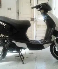 Affare scooter bestway 50cc. anno 2010 - 2