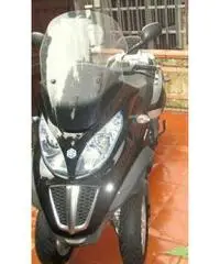 Piaggio Mp3 business 300 lt 3 ruote - 2