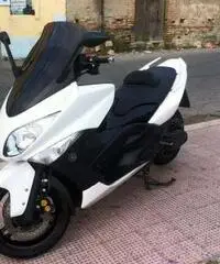 Yamaha Tmax - 4