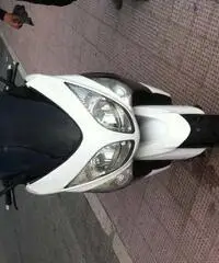 Yamaha Tmax - 6