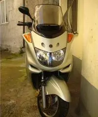 Yamaha 250cc anno 2000 in condizioni perfette