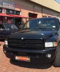 DODGE RAM 5.9 v8  gancio 3000 kg - 2