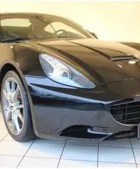 FERRARI California DCT