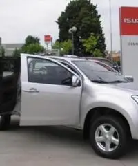 ISUZU D-Max 2.5 Space Cab Solar Plus A/T 4WD - 8