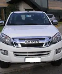 ISUZU D-Max 2.5 Crew Cab Quasar A/T 4WD - 7